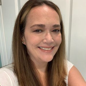 Meet your Posher, Carlotta